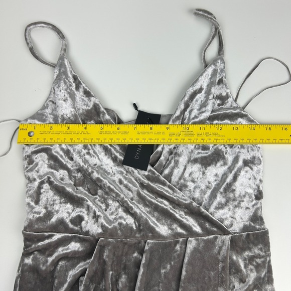 Dynamite Dress Womens Medium‎ Wrap Velvet Silver Grey Sleeveless Midi Pullover - Picture 6 of 12